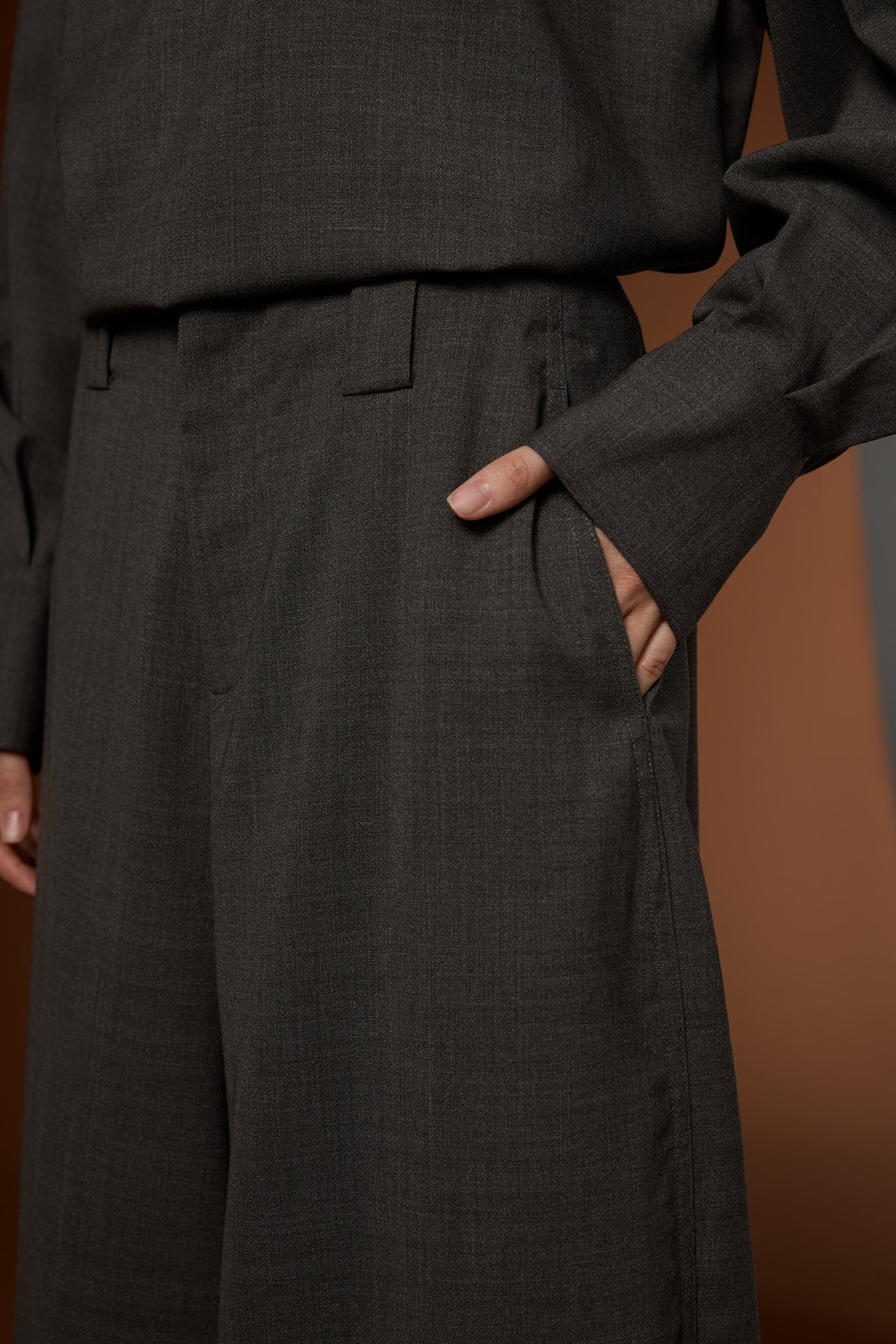 Mu Velvet Cloud Luxury Crew Neck Knit Top + Commuting High-waist Knit Long Pants Set
