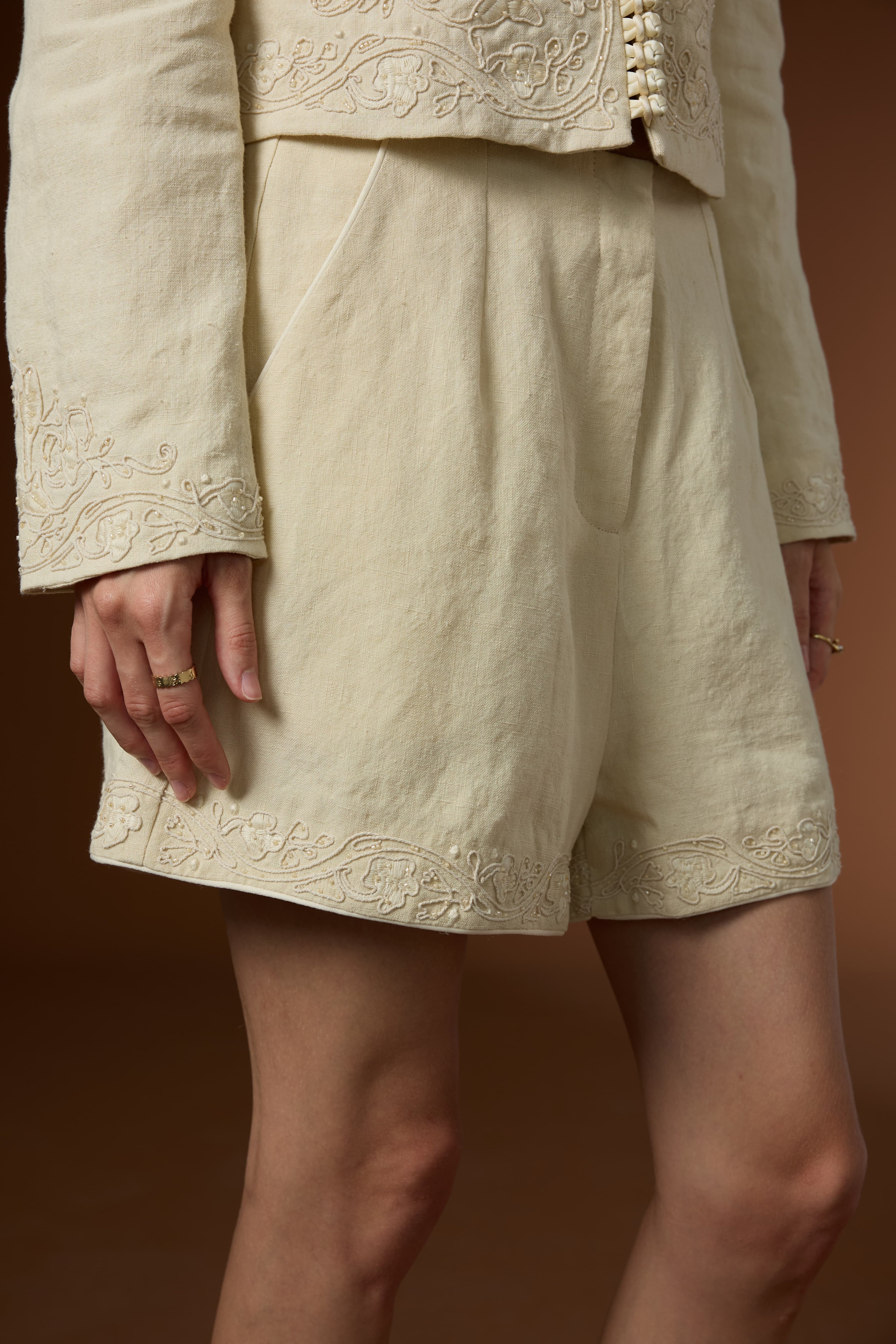 Mu Linen Fresh Short Linen Coat + High-waist Straight Shorts Set