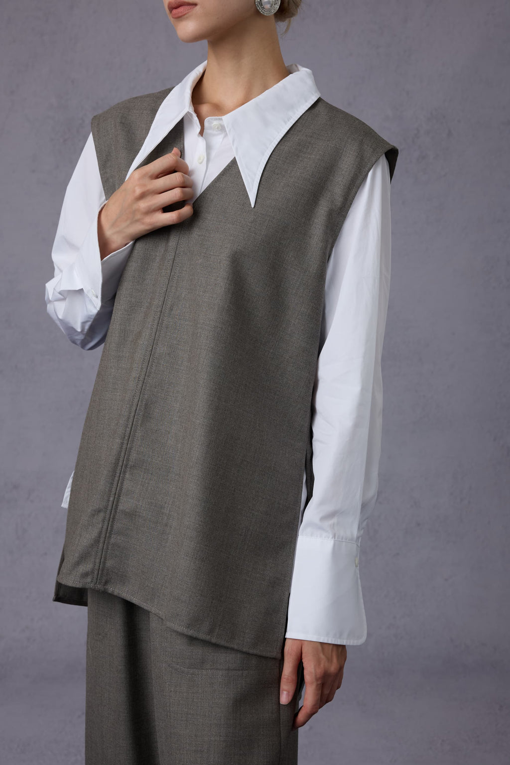 Cloud Luxury Commuting Worsted Wool V-Neck Vest + Shirt + Wide-Leg Pants Three-Piece Set
