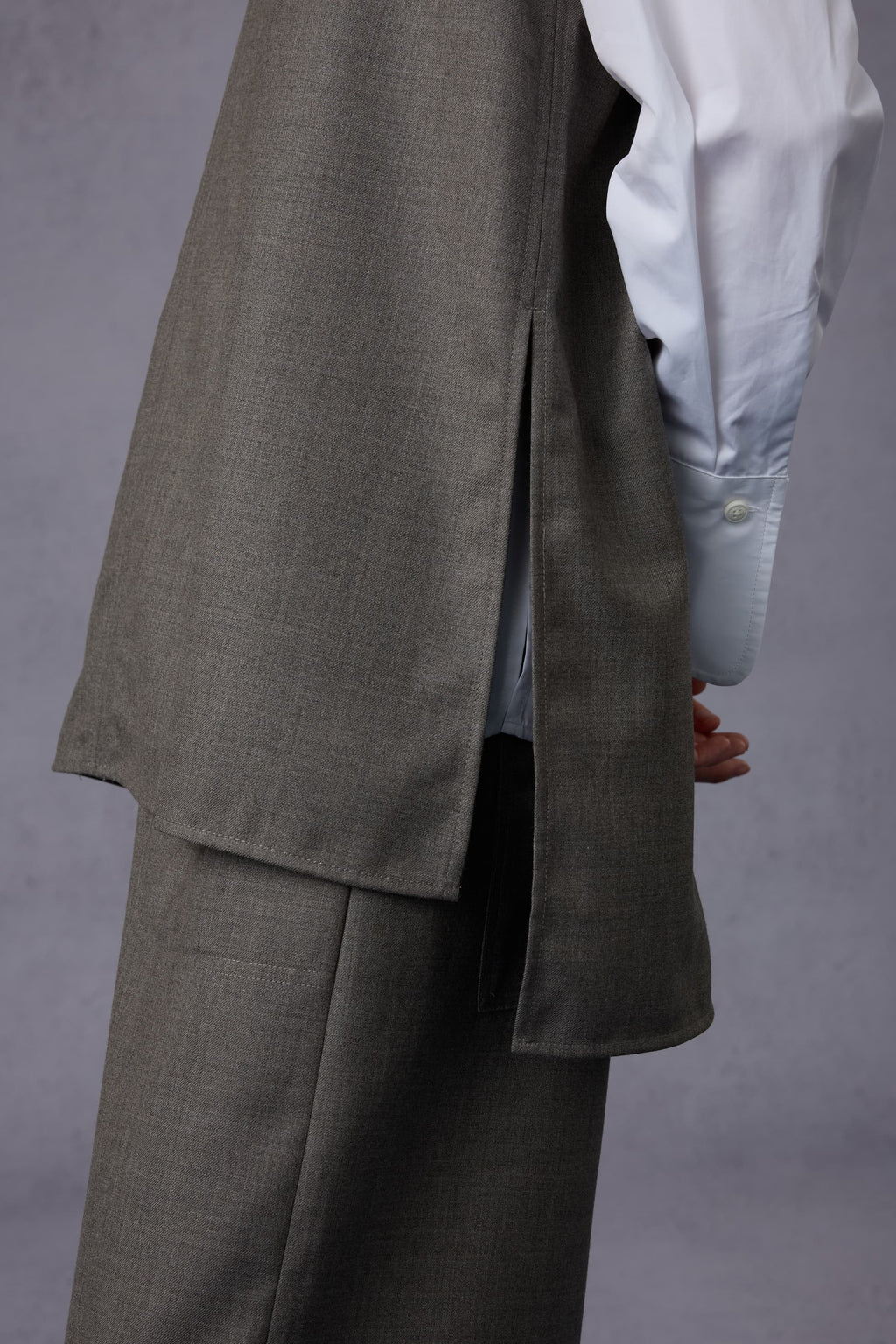 Cloud Luxury Commuting Worsted Wool V-Neck Vest + Shirt + Wide-Leg Pants Three-Piece Set