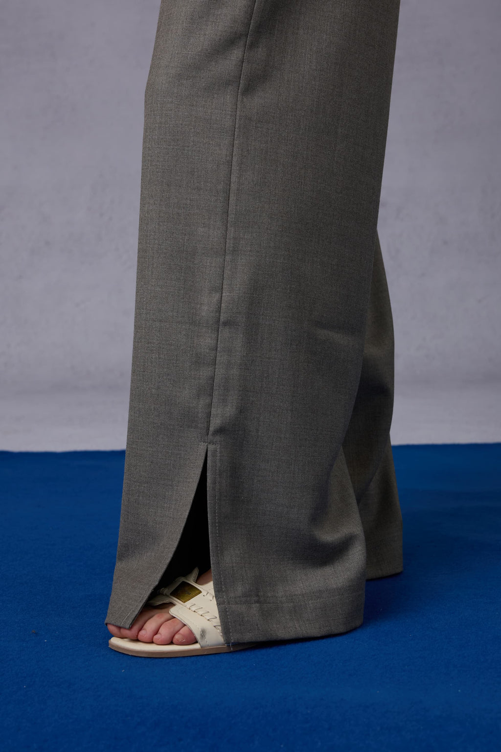 Cloud Luxury Commuting Worsted Wool V-Neck Vest + Shirt + Wide-Leg Pants Three-Piece Set