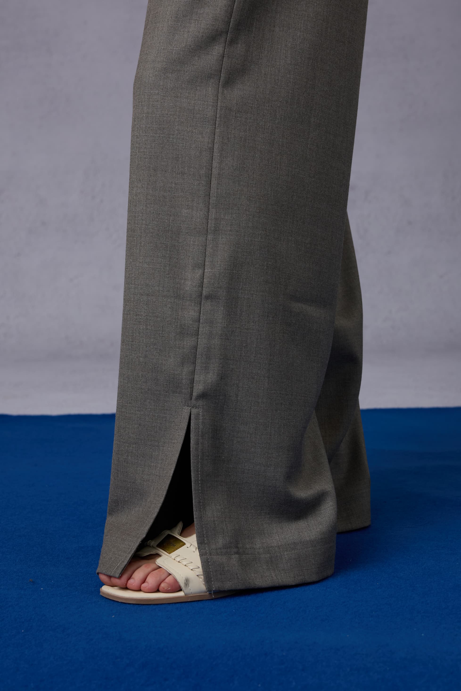 Cloud Luxury Commuting Worsted Wool V-Neck Vest + Shirt + Wide-Leg Pants Three-Piece Set
