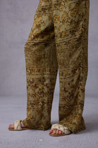 Pure White V-Neck Linen Vest & Moss Green Retro Printed Wide-Leg Pants Set