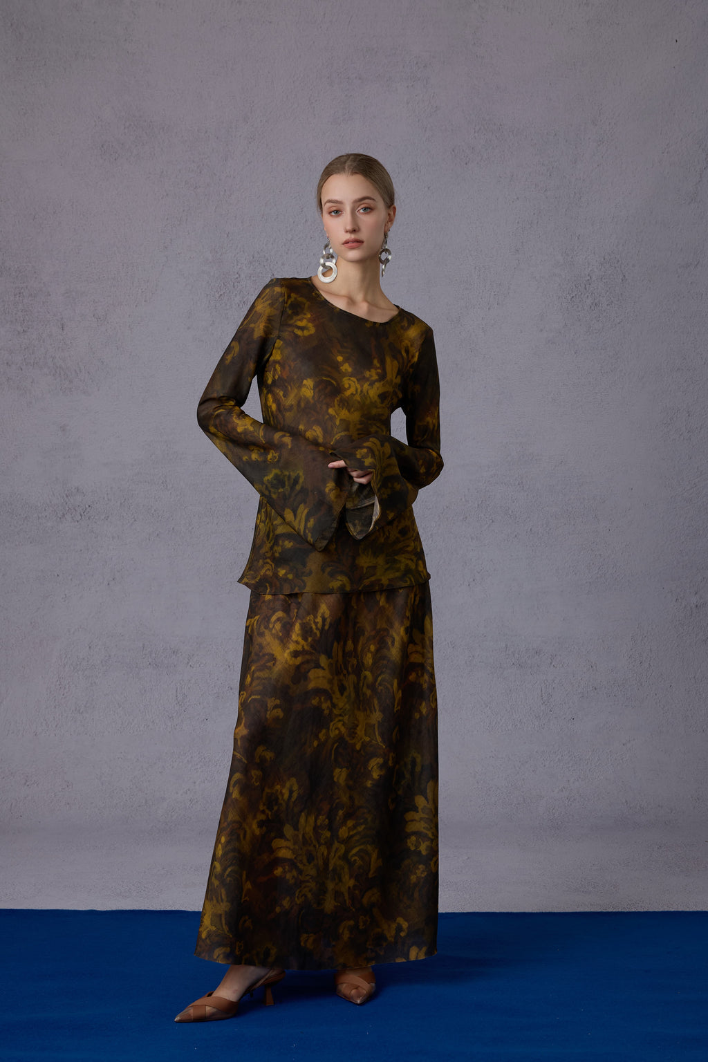 Gilded Oil Painting Style Long-sleeve Top + Half Skirt