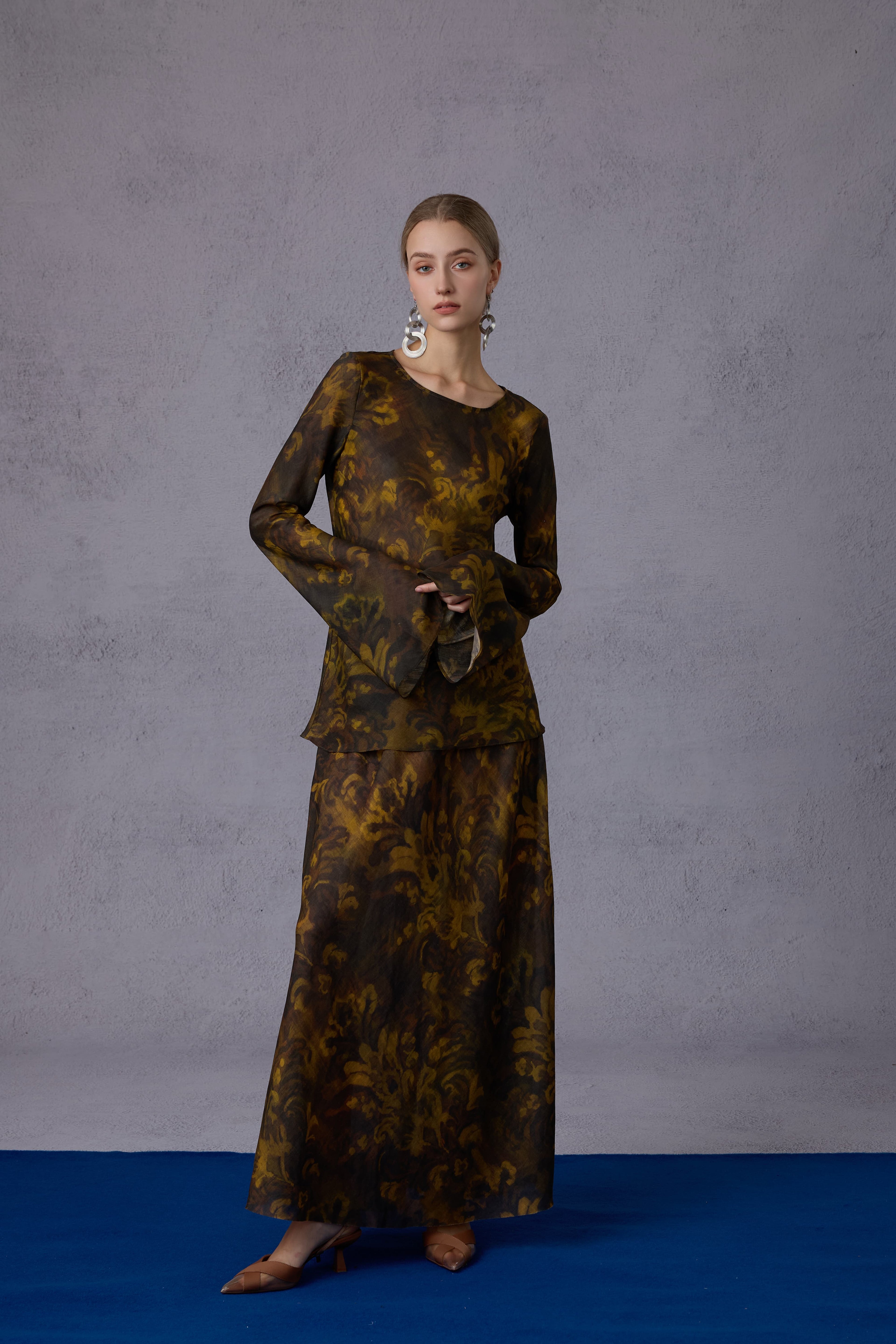 Gilded Oil Painting Style Long-sleeve Top + Half Skirt