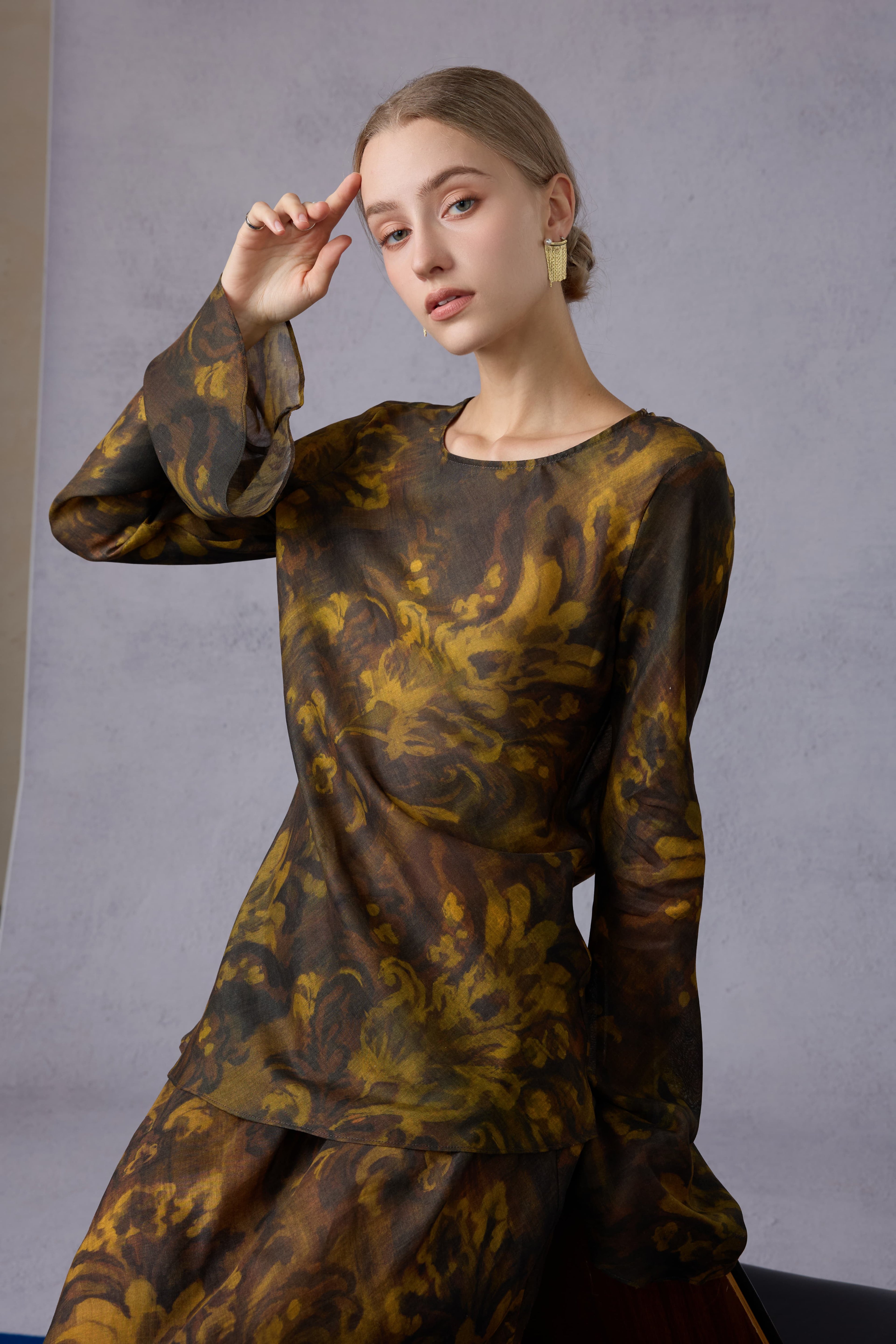 Gilded Oil Painting Style Long-sleeve Top + Half Skirt