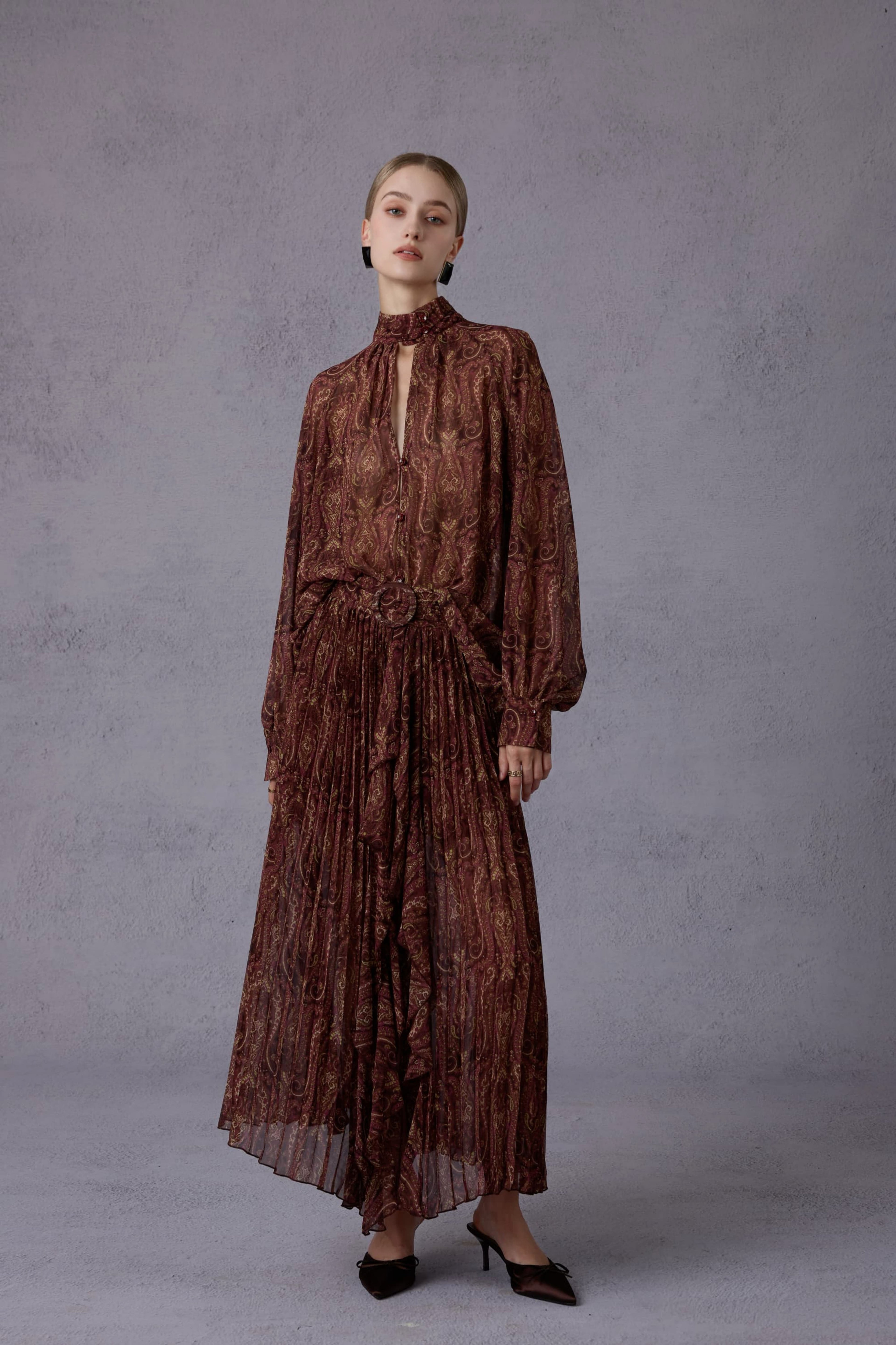 Cloud Yarn Flowing Light Gloss Long-sleeve Top + Half Skirt