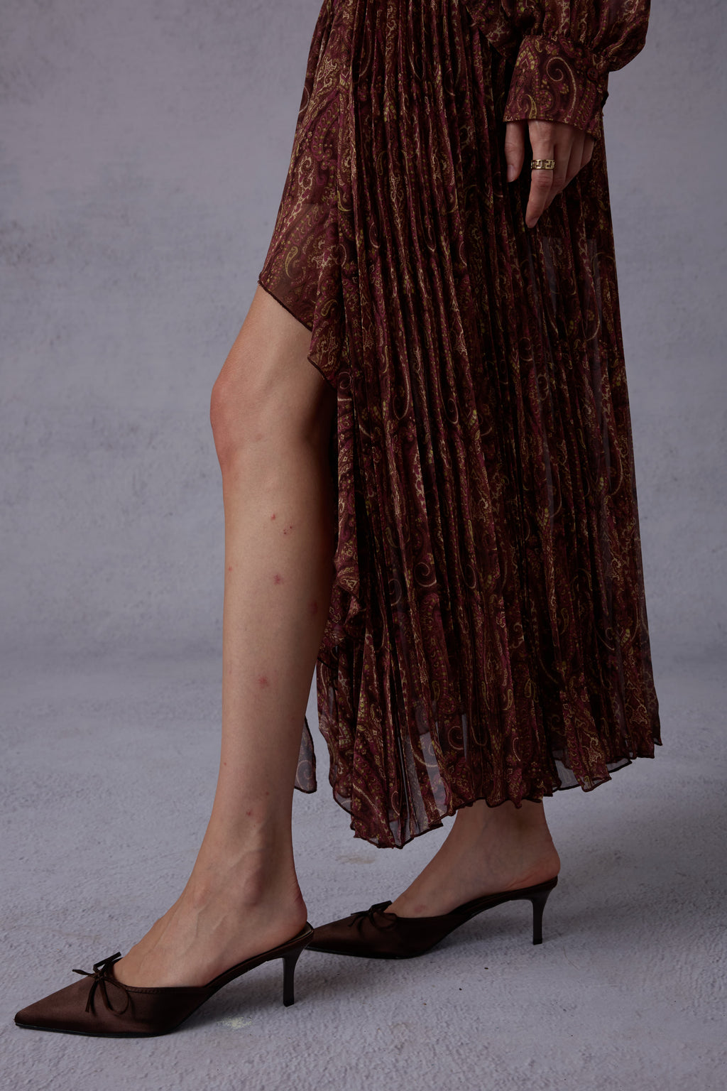 Cloud Yarn Flowing Light Gloss Long-sleeve Top + Half Skirt