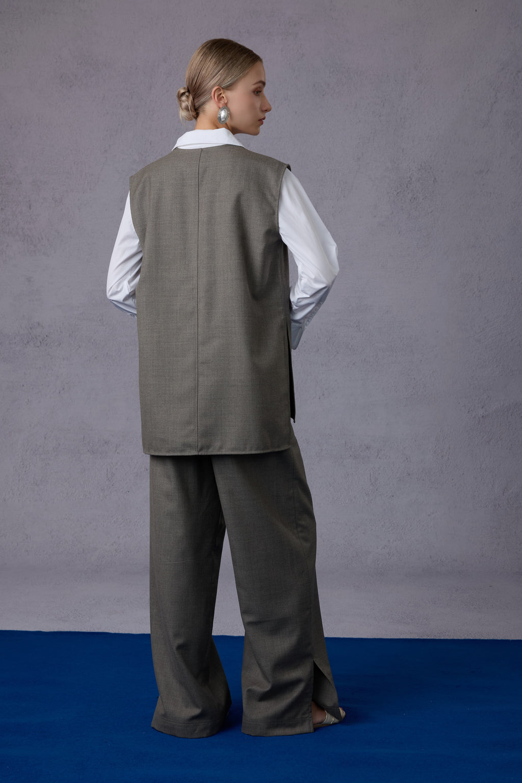 Cloud Luxury Commuting Worsted Wool V-Neck Vest + Shirt + Wide-Leg Pants Three-Piece Set