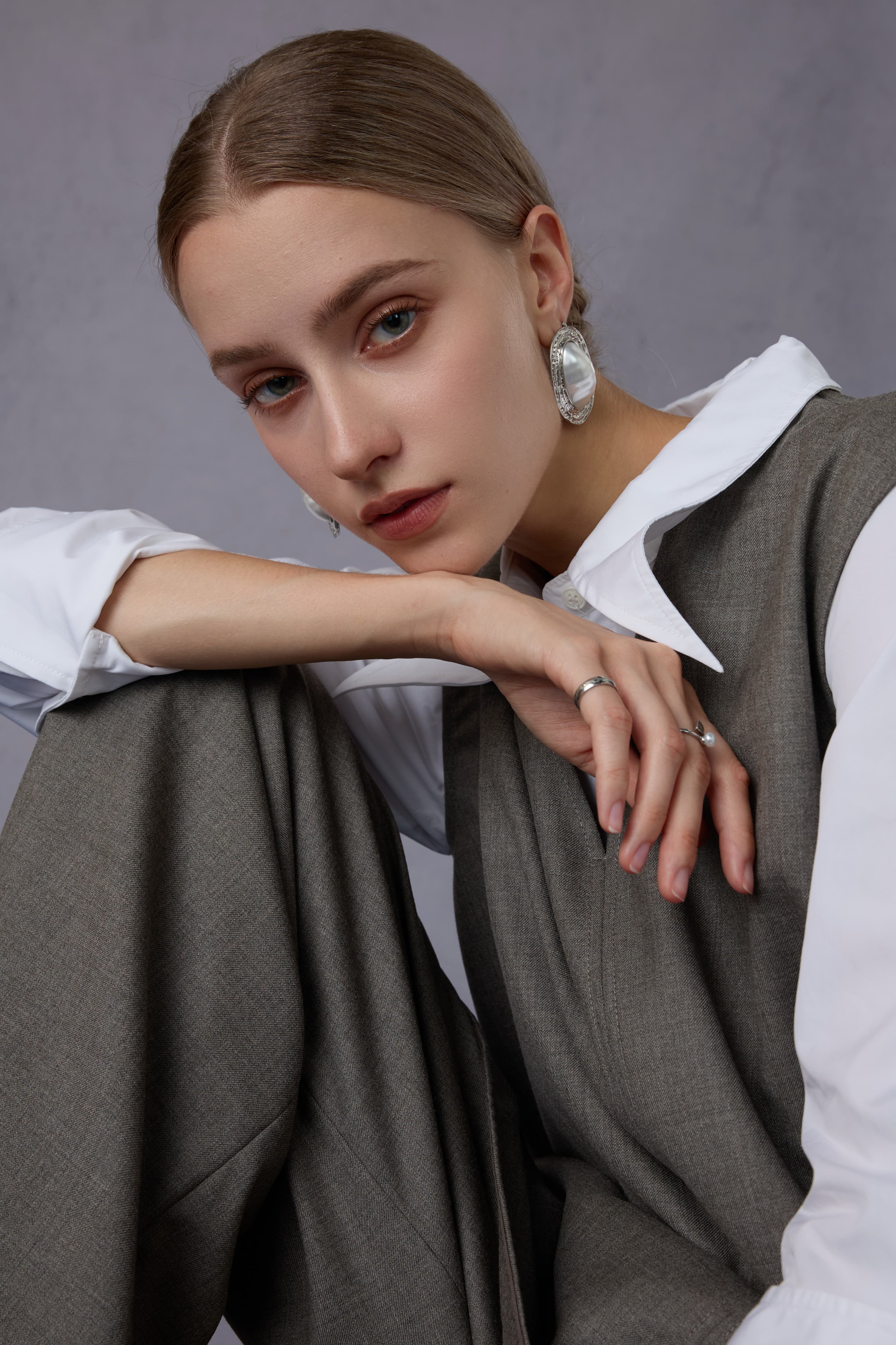 Cloud Luxury Commuting Worsted Wool V-Neck Vest + Shirt + Wide-Leg Pants Three-Piece Set
