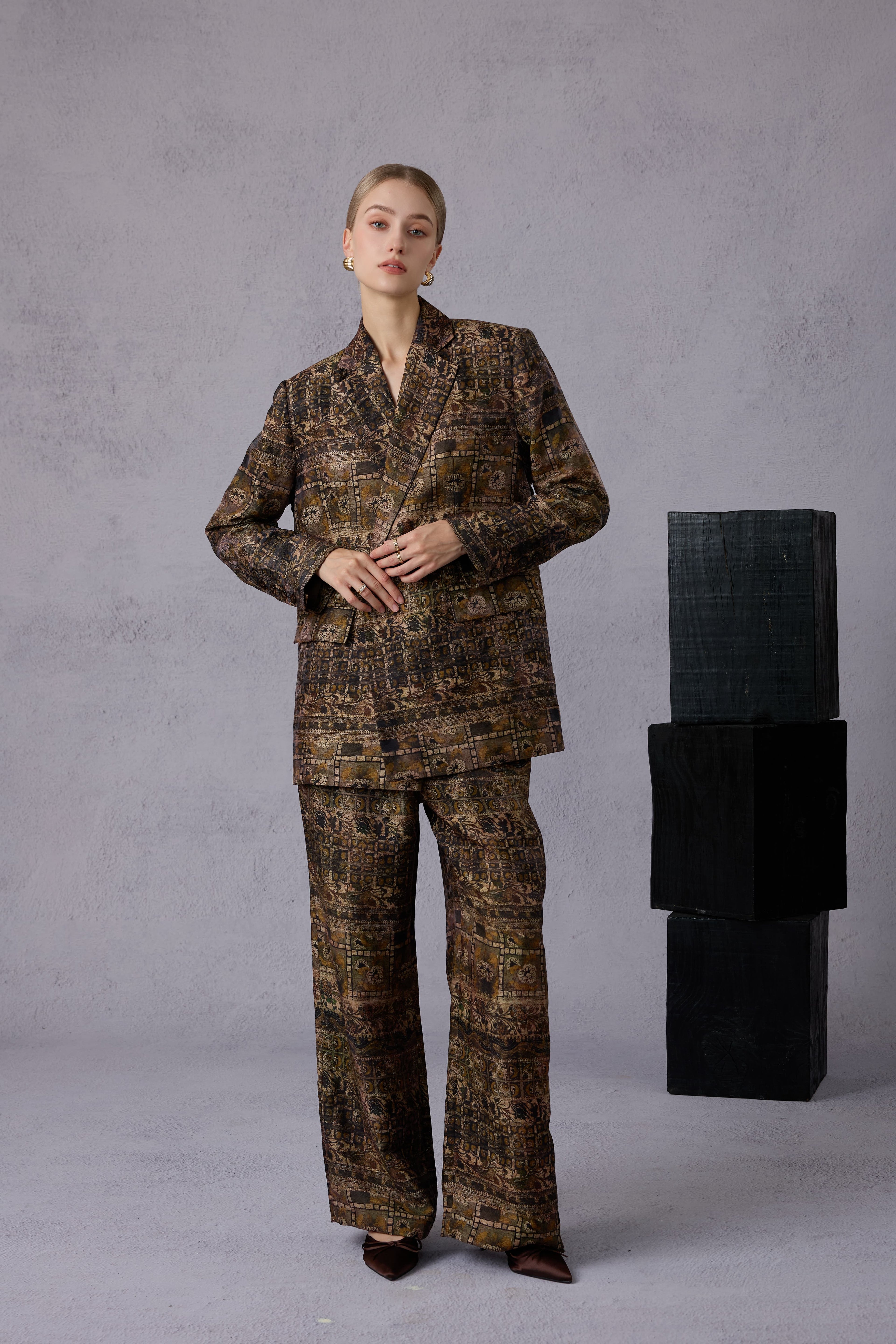 Gui Xu Retro Print Top + Loose Wide Leg Long Pants Set