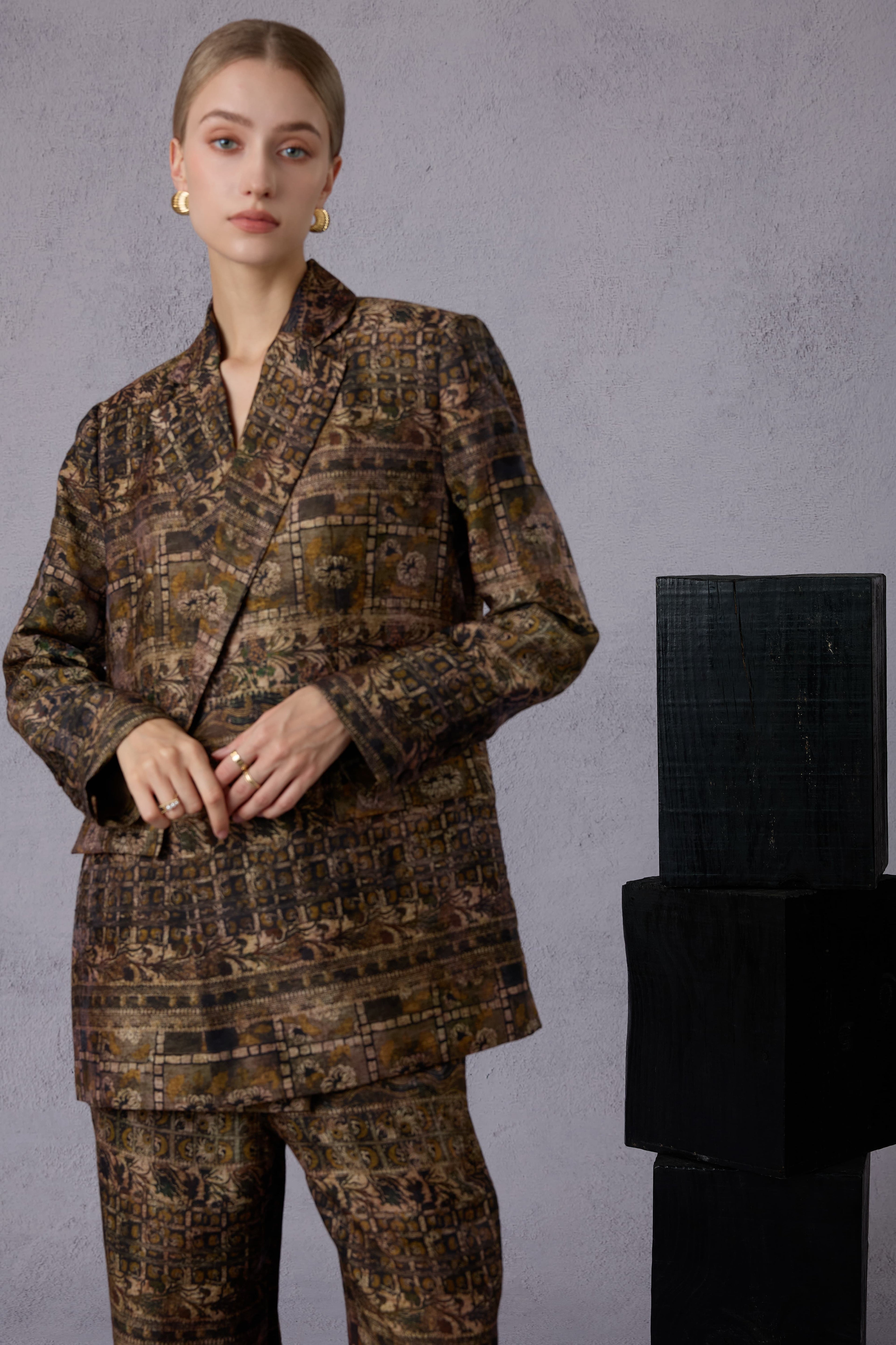 Gui Xu Retro Print Top + Loose Wide Leg Long Pants Set