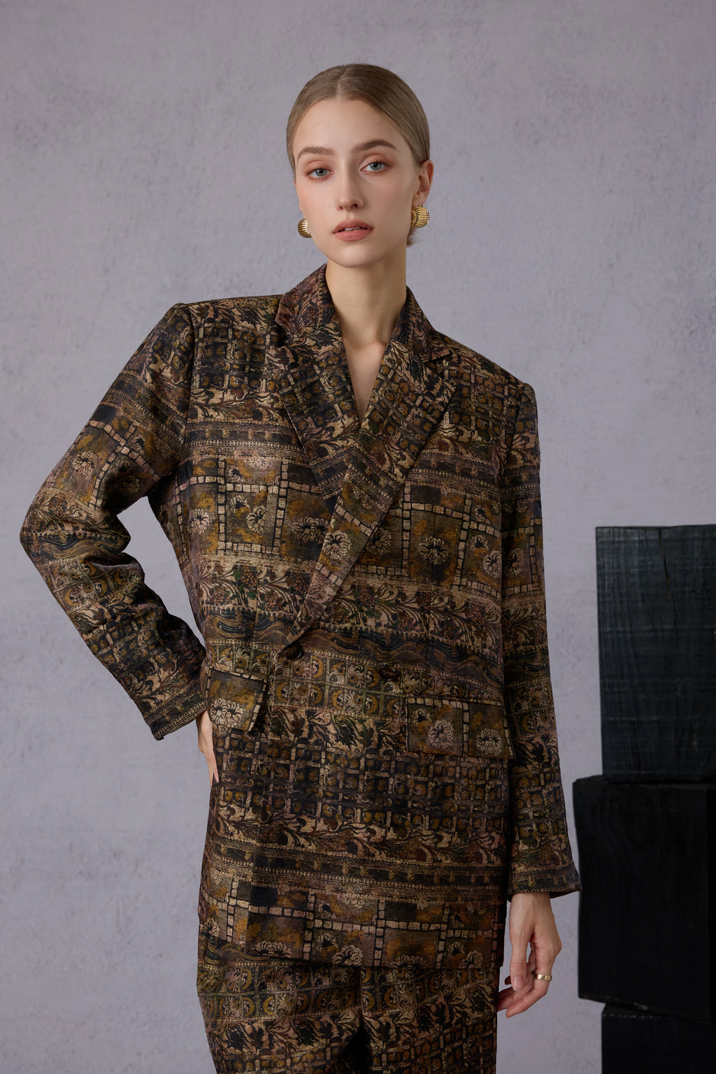 Gui Xu Retro Print Top + Loose Wide Leg Long Pants Set