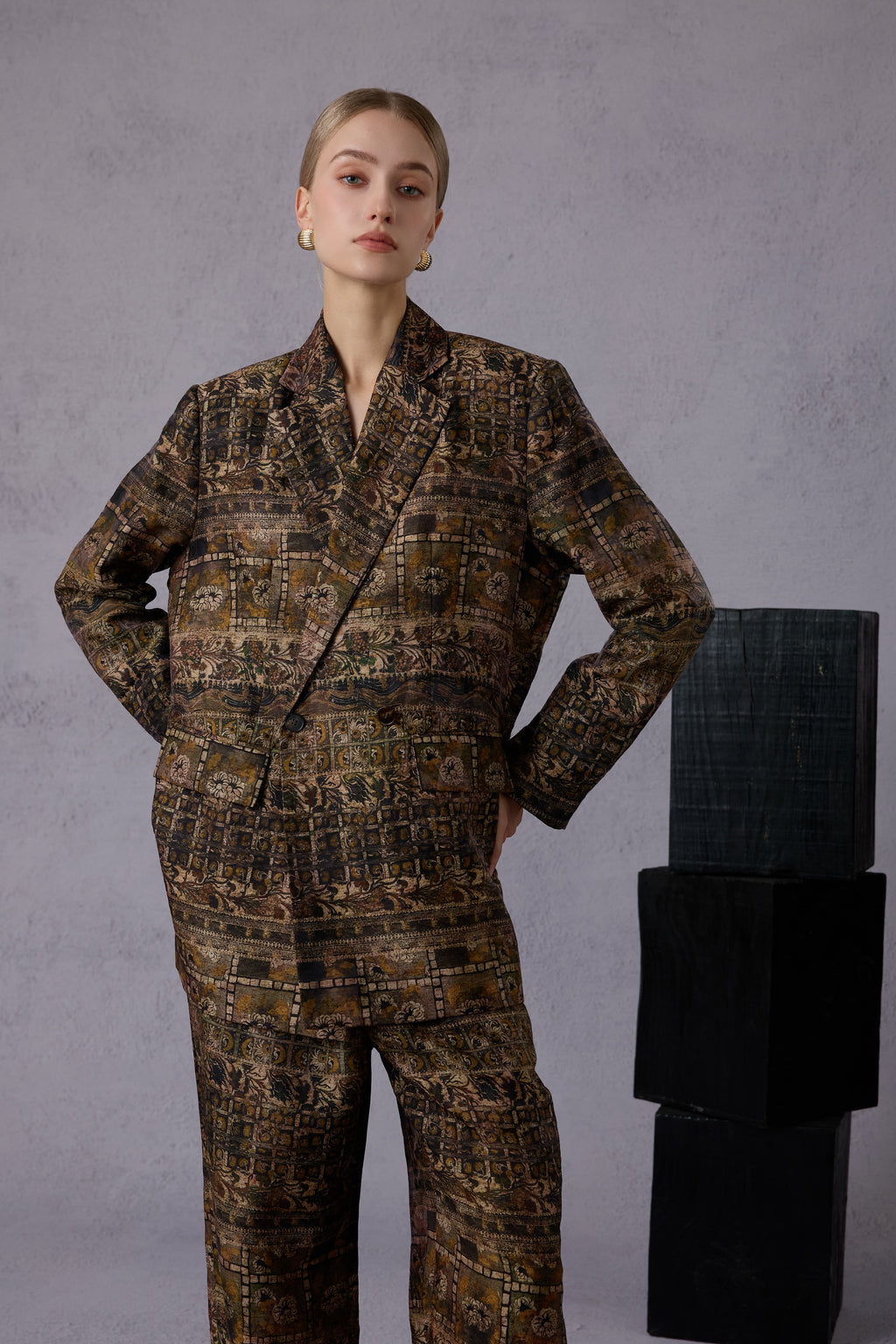 Gui Xu Retro Print Top + Loose Wide Leg Long Pants Set
