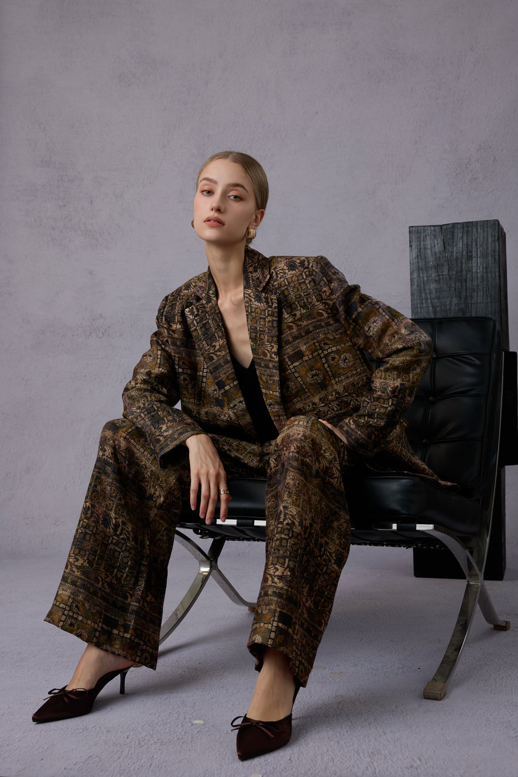 Gui Xu Retro Print Top + Loose Wide Leg Long Pants Set