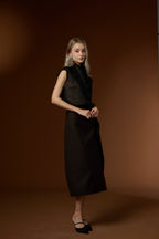 Elegant solid-color high-collar vest and skirt set