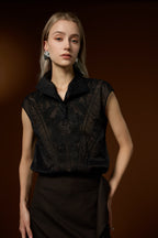 Elegant solid-color high-collar vest and skirt set