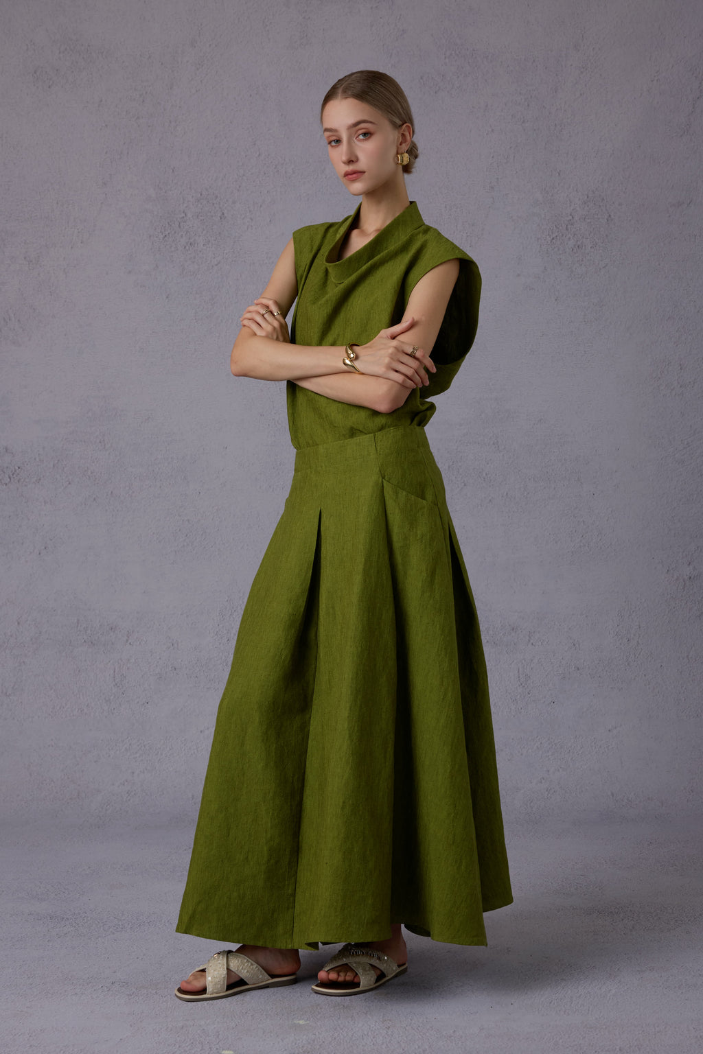 Wild Texture Hemp Sleeveless Top + Drape Big Swing Half Skirt Set