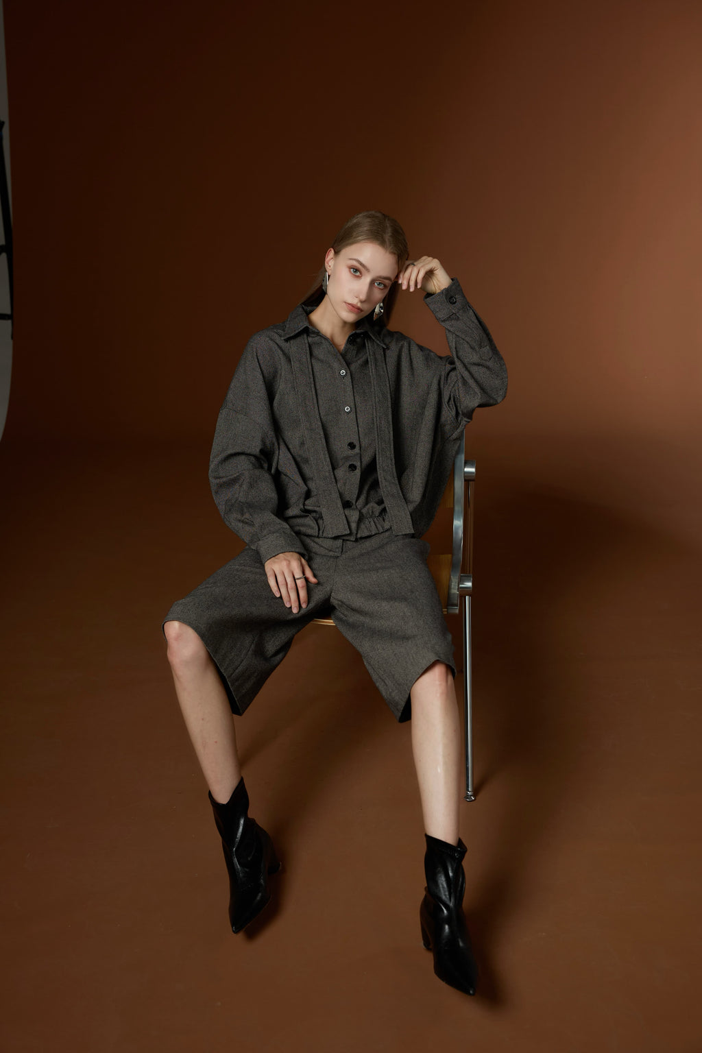 Mu Velvet Cloud Luxury Crew Neck Knit Top + Commuting High-waist Knit Long Pants Set