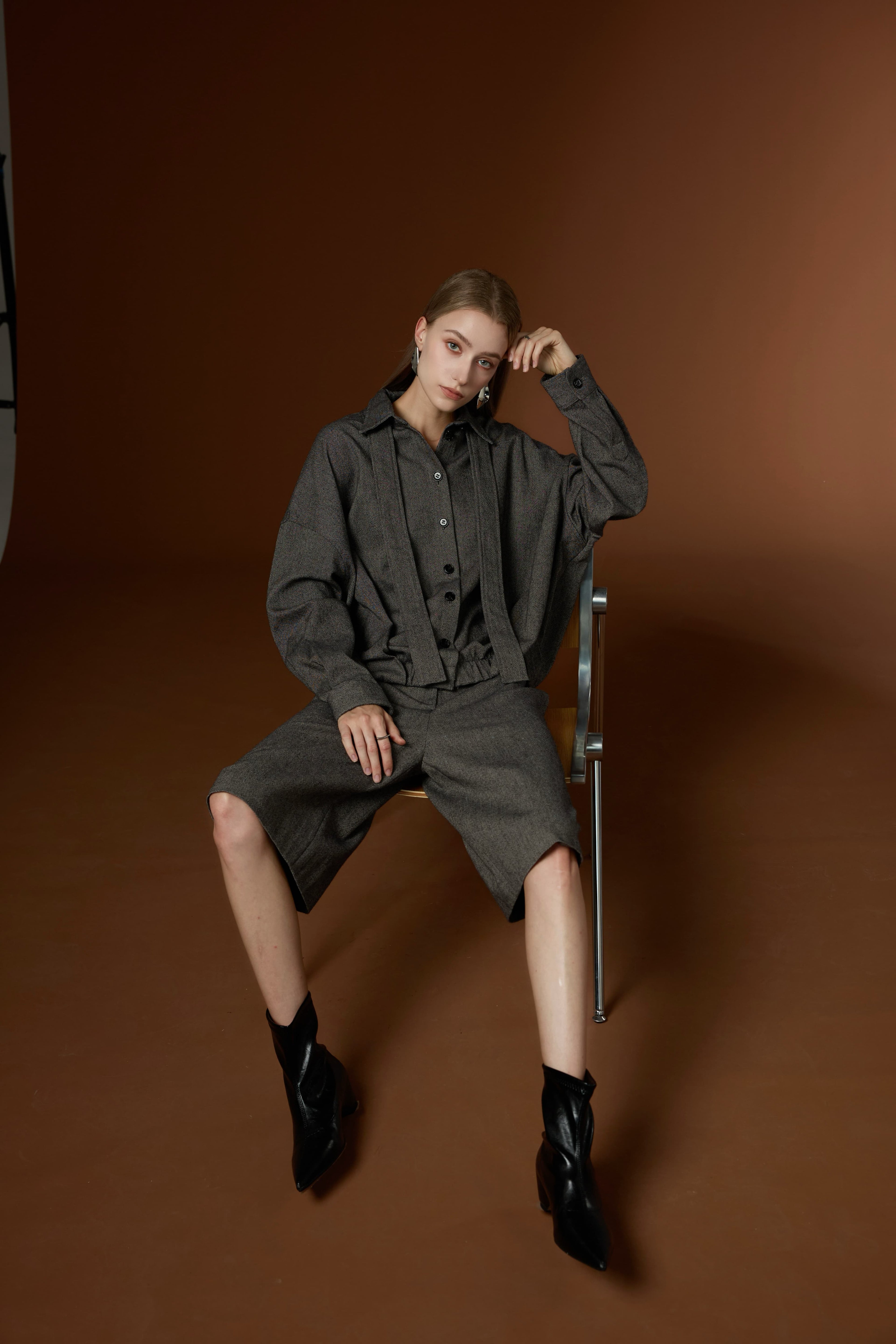 Mu Velvet Cloud Luxury Crew Neck Knit Top + Commuting High-waist Knit Long Pants Set